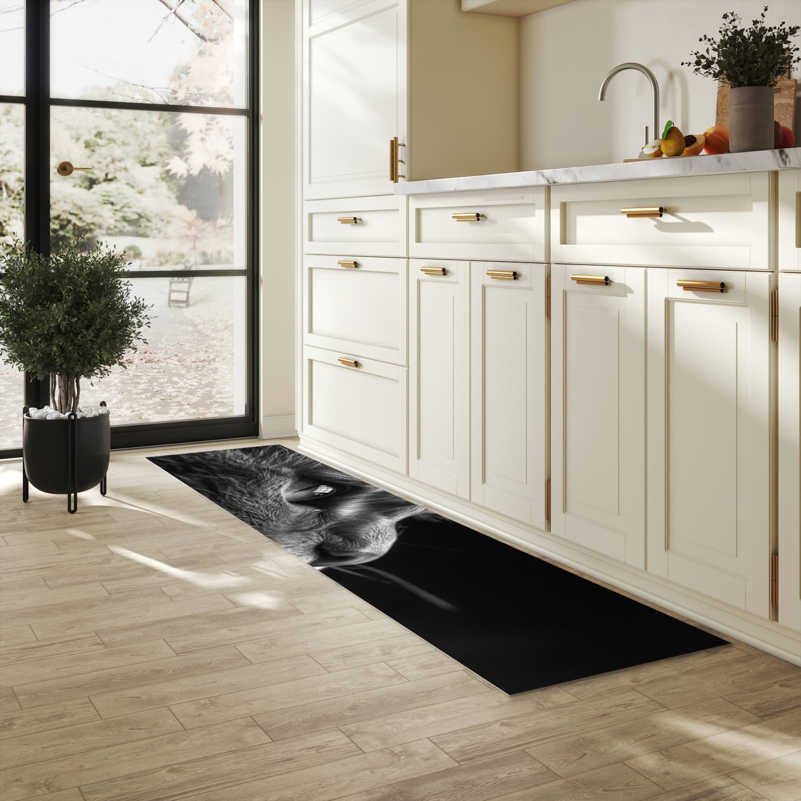 Fleckenresistenter langer Teppich mit Motiv Nahaufnahme Katze in der Grösse 90x240 cm