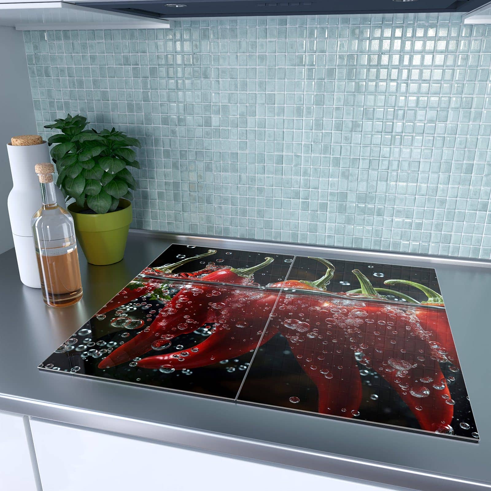 2-teilige Herdabdeckung mit Paprika im Wasser-Motiv auf dem Ceranfeld