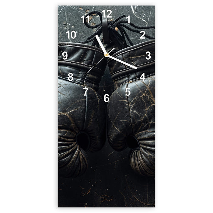 Wanduhr Boxhandschuhe Vintage aus Glas – Hochformat 30 × 60 cm mit Ziffernblatt Modern