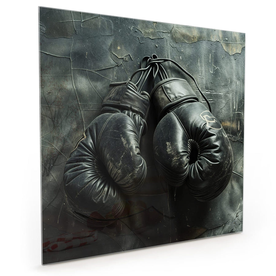 Maße Küchenrückwand Boxhandschuhe an Wand aus Glas