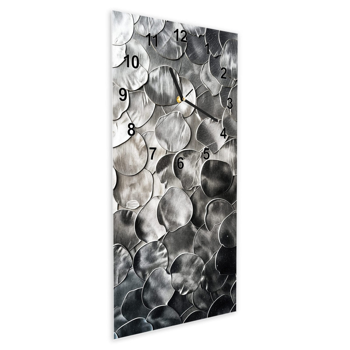 Wanduhr aus Glas im Hochformat Silberne Schuppen schräg von der Seite, 4 mm starkes Glas