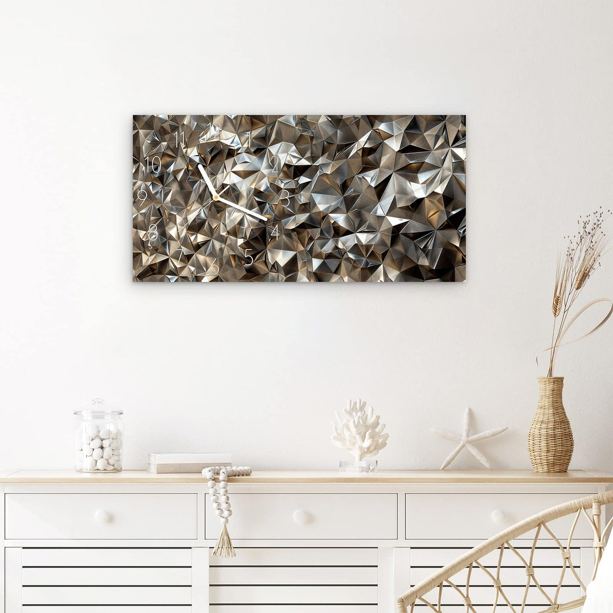 Wanduhr Geometrisches Motiv aus Glas – Querformat 60 × 30 cm – Facettierte Formen mit Metallschimmer