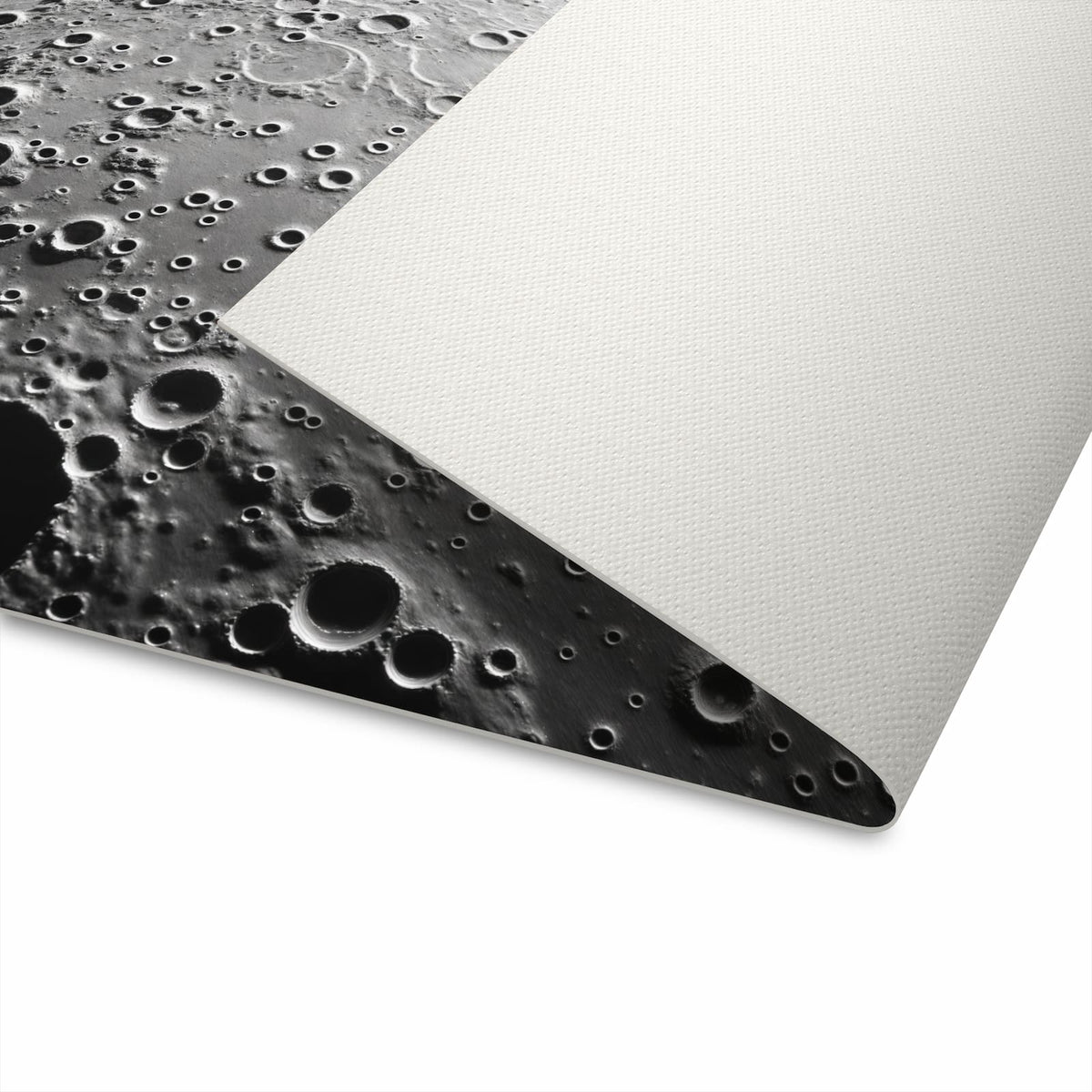 Feuchtigkeitsresistenter Teppichläufer mit Motiv Mondoberfläche für die Küche
