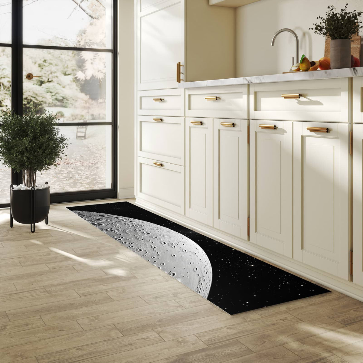 Küchenteppich mit Motiv Mondoberfläche für Ordnung in heller Küche