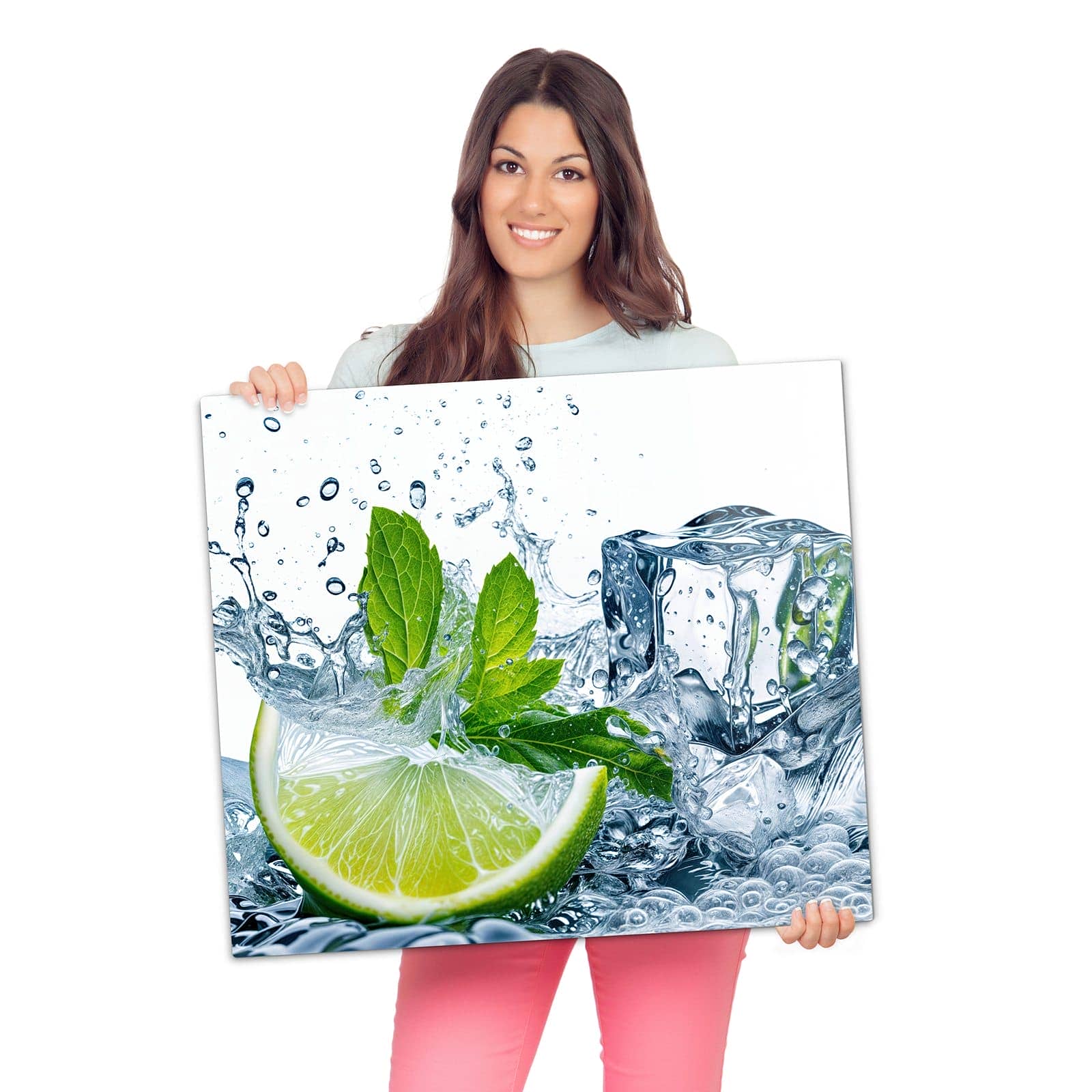 Herdabdeckplatte für Ceranfeld mit Limettenspritzer-Motiv wird zur Größendarstellung gehalten