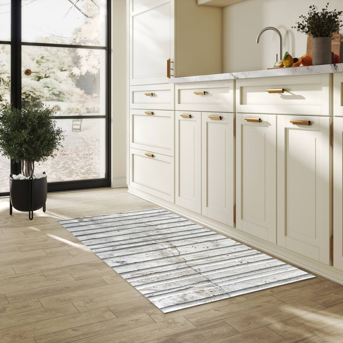 Langlebiger Küchenteppich mit Motiv Betonstruktur in heller Küche