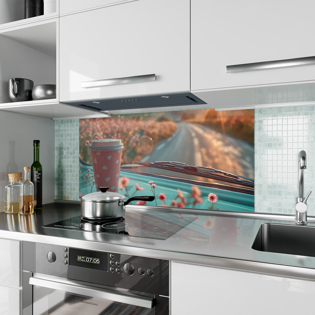 Küchenrückwand aus Glas Rosa Kaffeebecher im Hochformat als Spritzschutz hinter dem Kochfeld, über dem Fliesenspiegel montiert