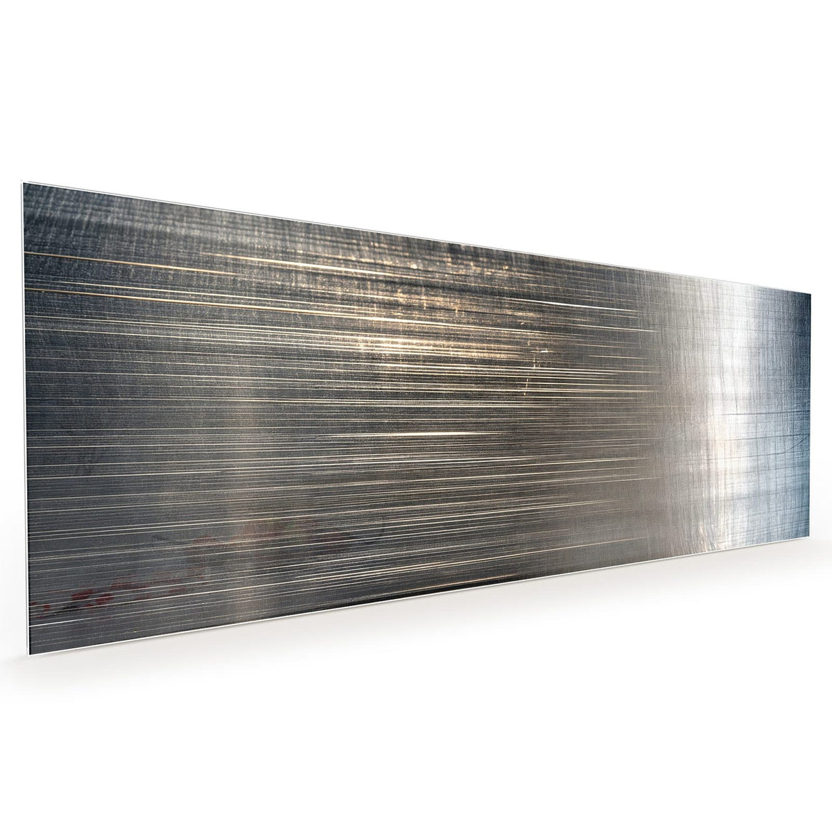 Küchenrückwand aus Glas im Hochformat mit Motiv Gebürstetes Metall: Metallfläche mit feinen, durchgehend waagerechten Schliffspuren und Lichtreflex #grösse_40 x 100 cm #grösse_50 x 125 cm #grösse_60 x 150 cm