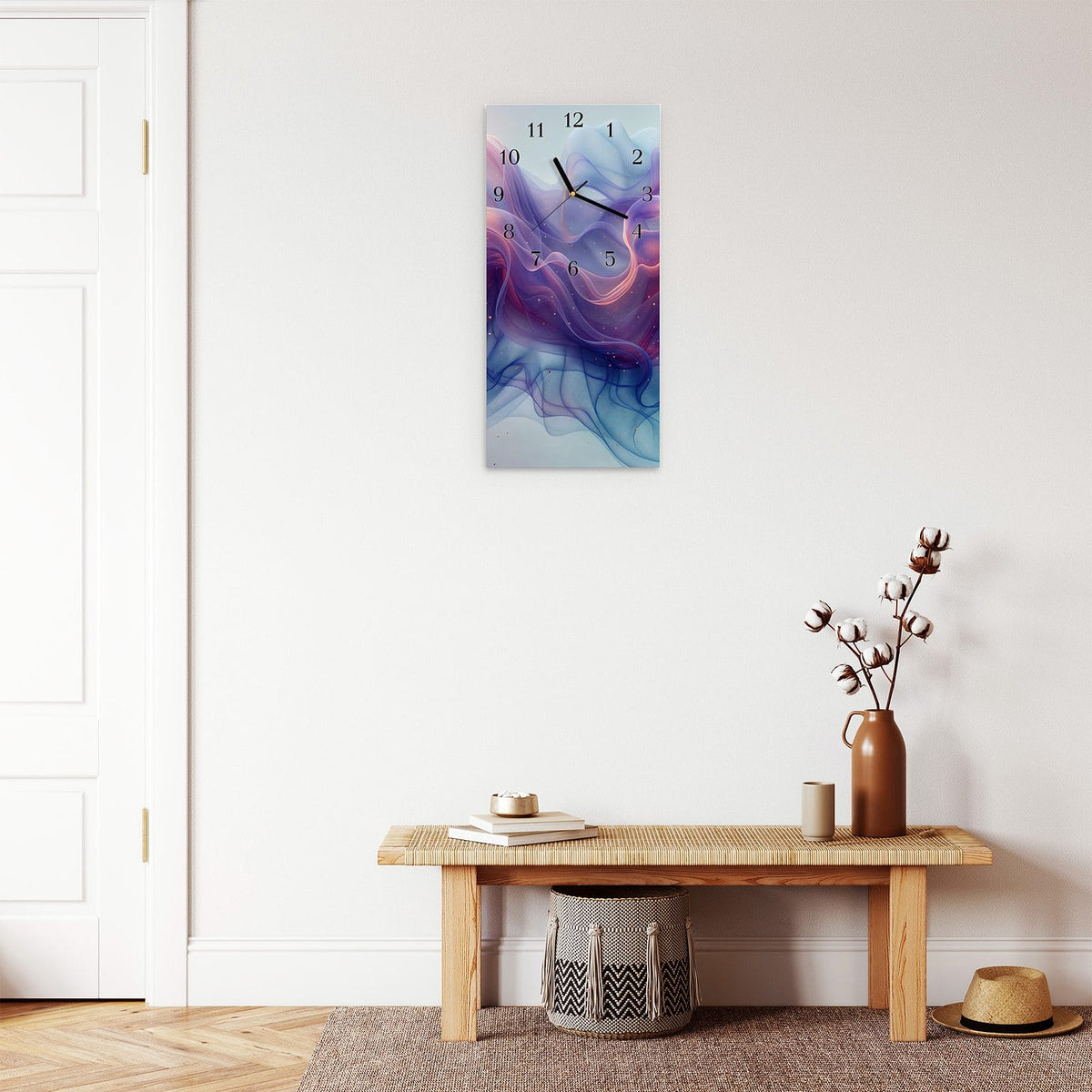 Moderne Wanduhr aus Glas mit Farbtiefe – Wanduhr Farbwirbel aus Glas – Hochformat 30 × 60 cm