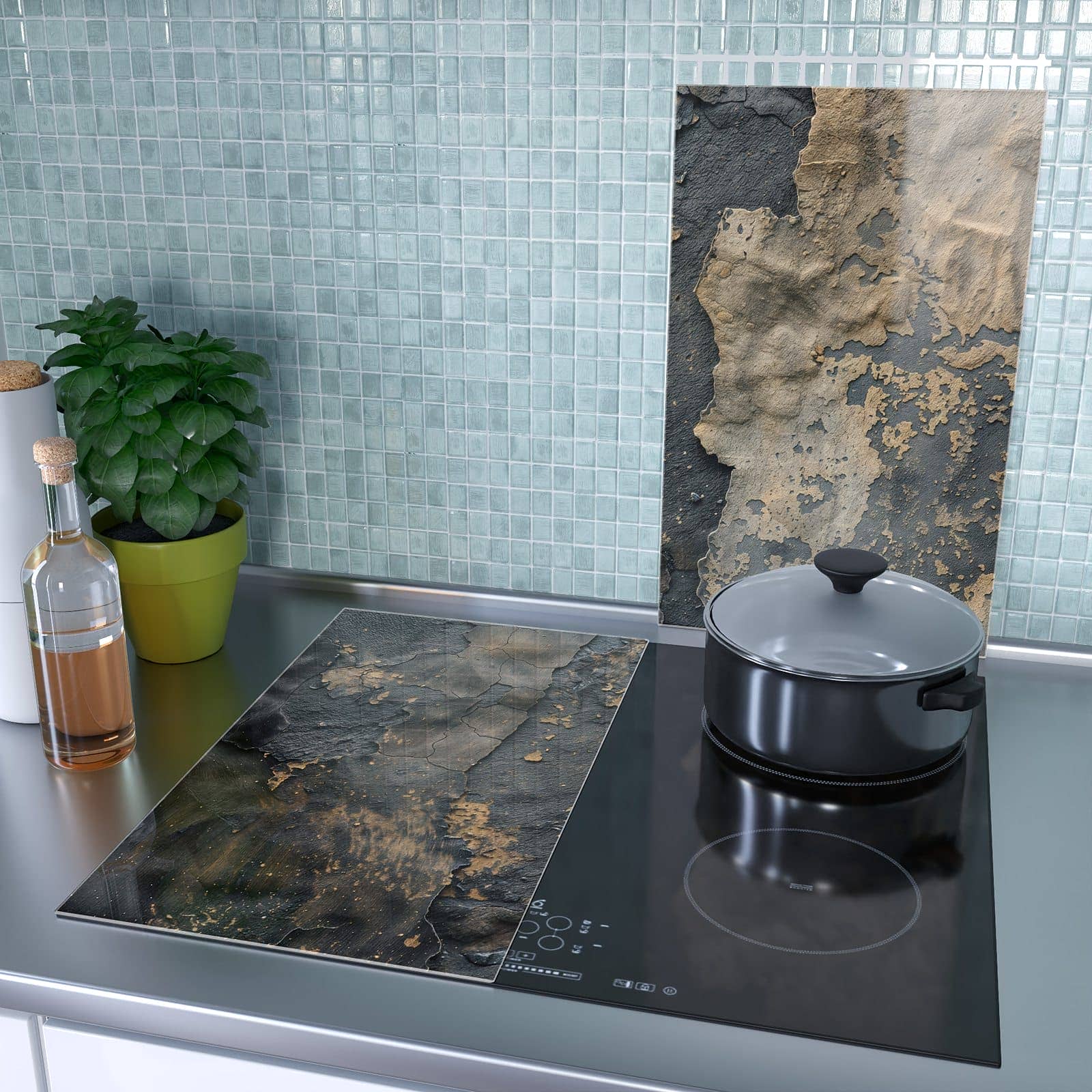 2-teilige Herdabdeckplatten aus Glas mit Abblätternde Farbe-Motiv als Spritzschutz hinter dem Kochfeld
