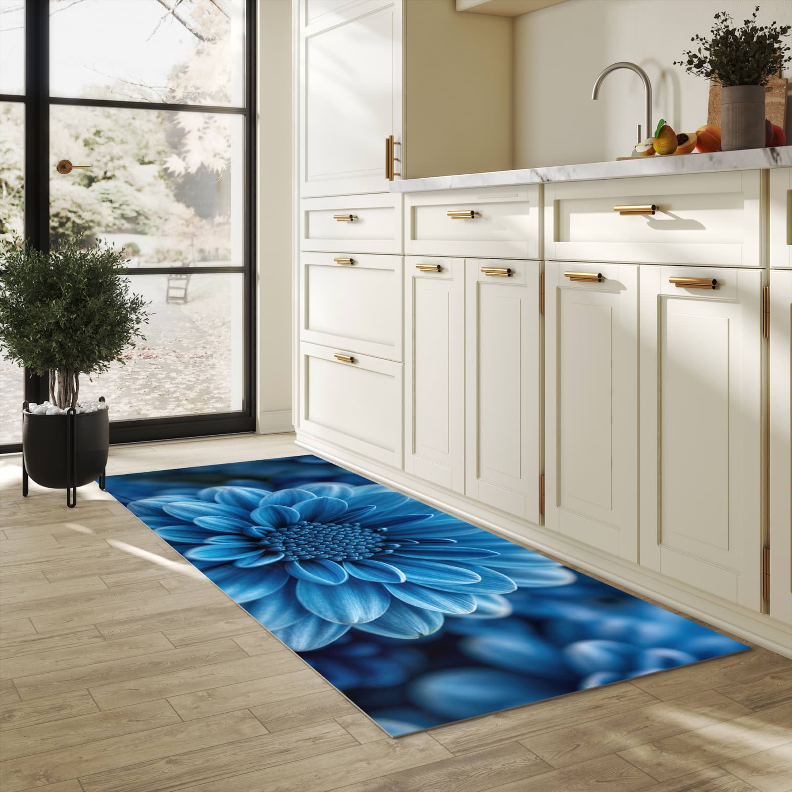 Farbbeständiger waschbarer Küchenteppich mit Motiv Blaue Blume in heller Küche