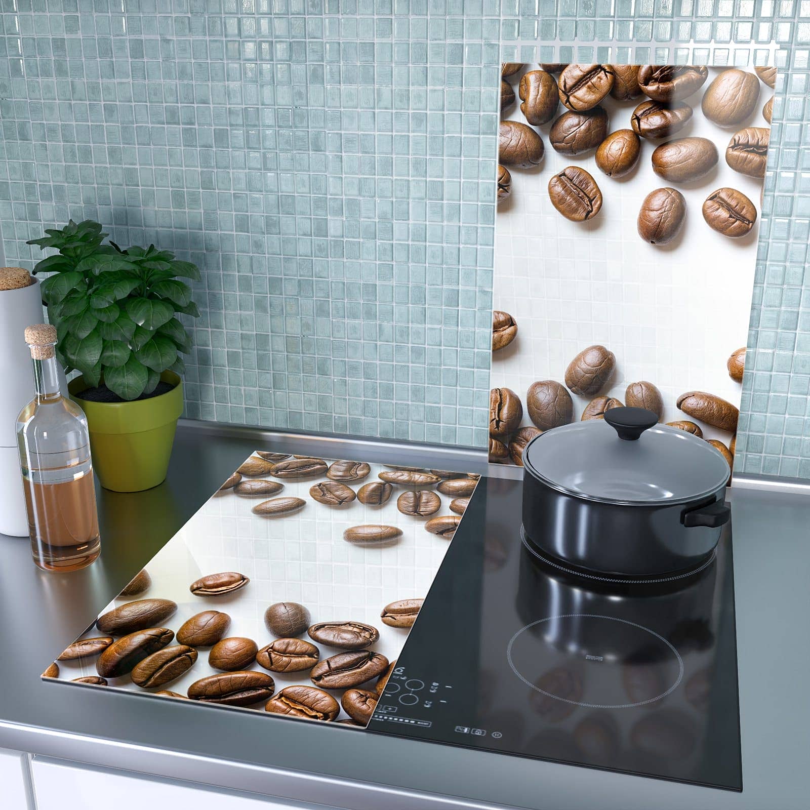 2-teilige Herdabdeckplatte mit Verträumte Kaffeebohnen-Motiv als Spritzschutz hinter dem Kochfeld