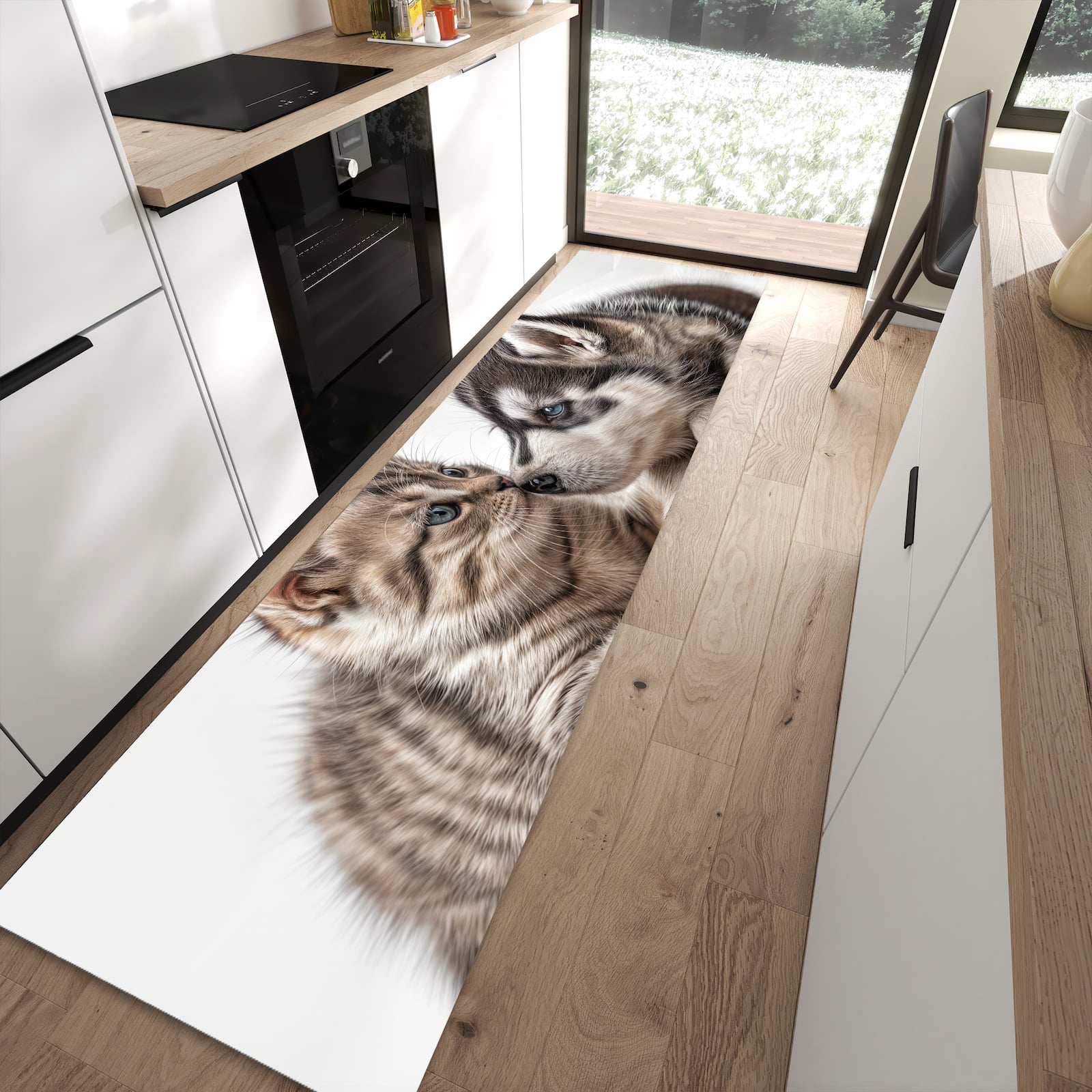 Farbbeständiger Küchenläufer mit Motiv Kätzchen und Welpe in moderner Küche