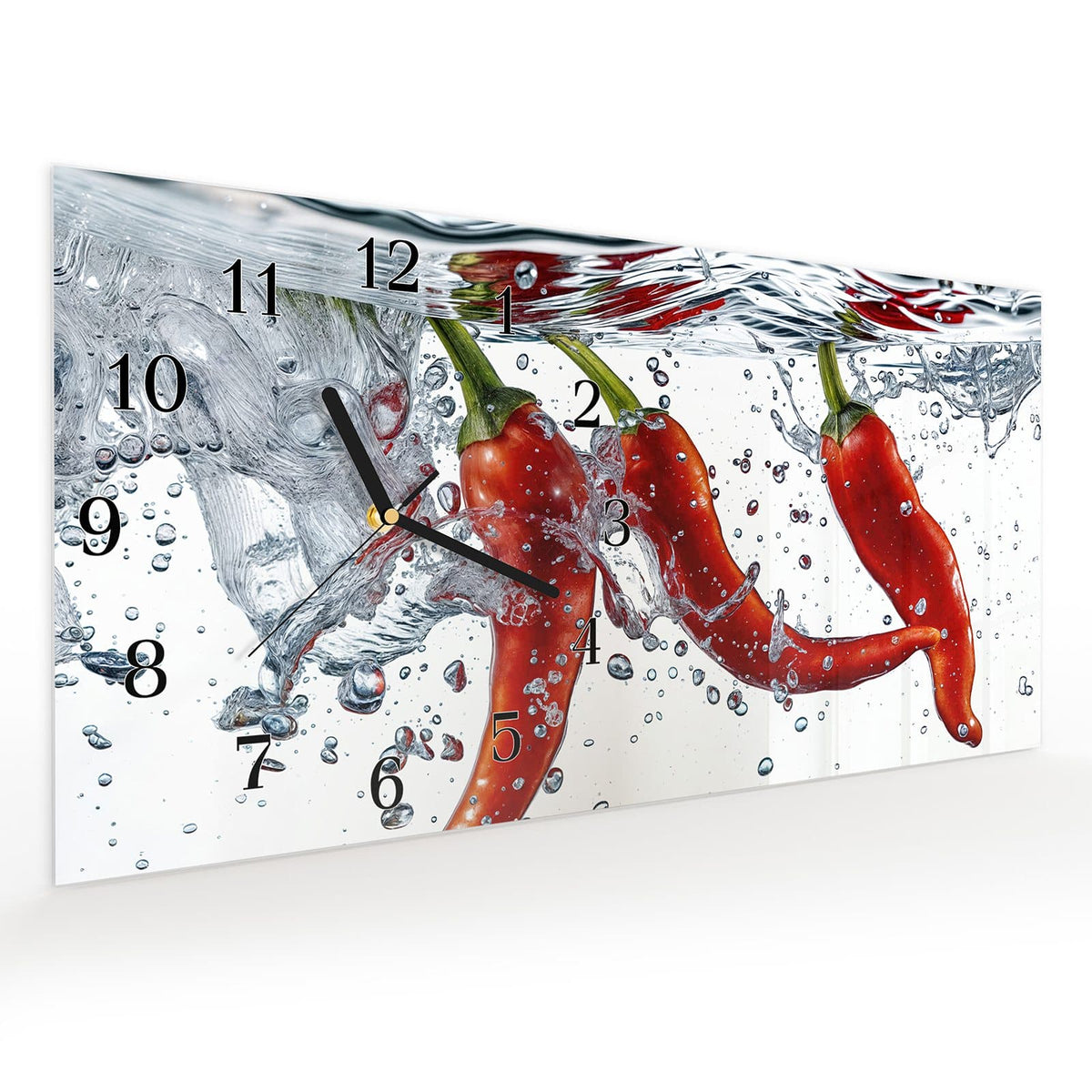 Vormontiert – mit Schwebeeffekt – Wanduhr Chilis im Wasser aus Glas – Querformat 60 × 30 cm