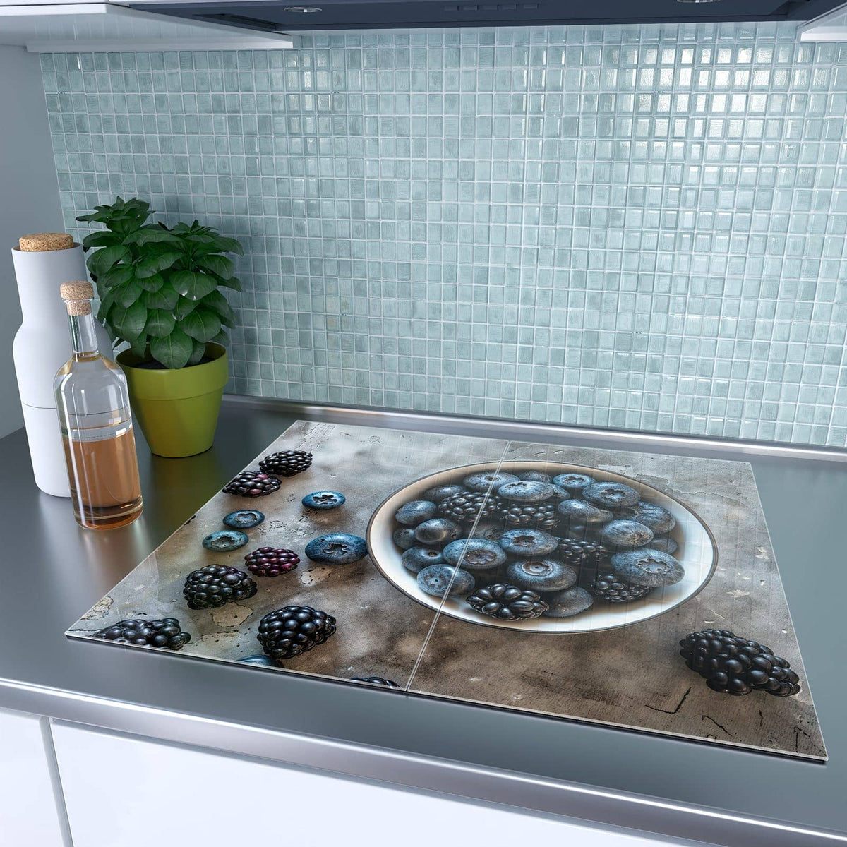 Herdabdeckplatte Schale mit Blaubeeren – Schale voller Blau- und Brombeeren
