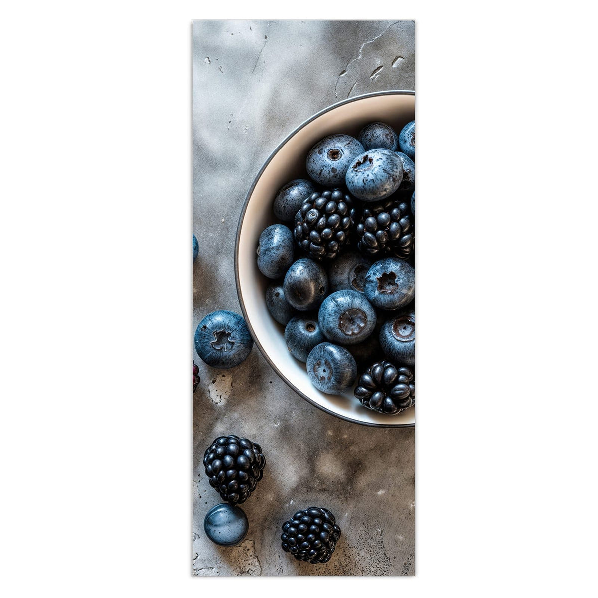 Wandbild - Schale mit Blaubeeren - Hochformat – Schale voller Blau- und Brombeeren
