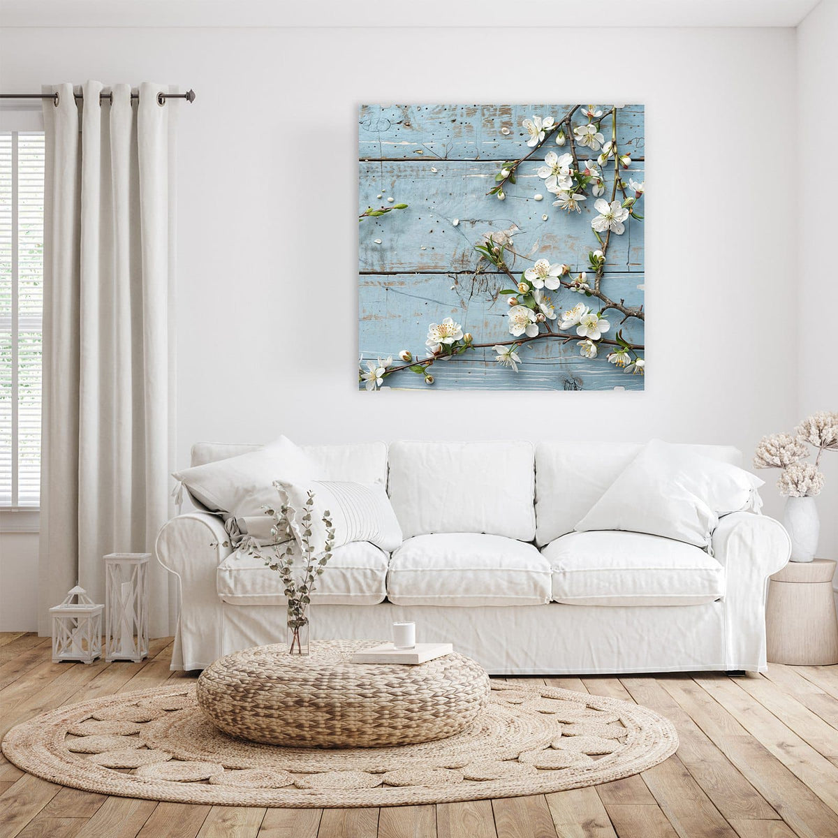 Glasbild Blüten auf blauem Holz an der Wand – Weiße Blütenzweige auf verwitterten, hellblau gestrichenen Holzbrettern.