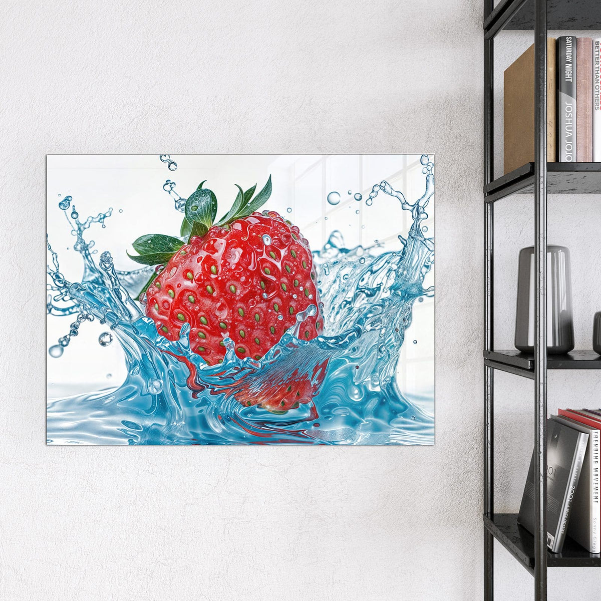 Glas Magnettafel - Eintauchende Erdbeere – Erdbeere taucht ins spritzende Wasser