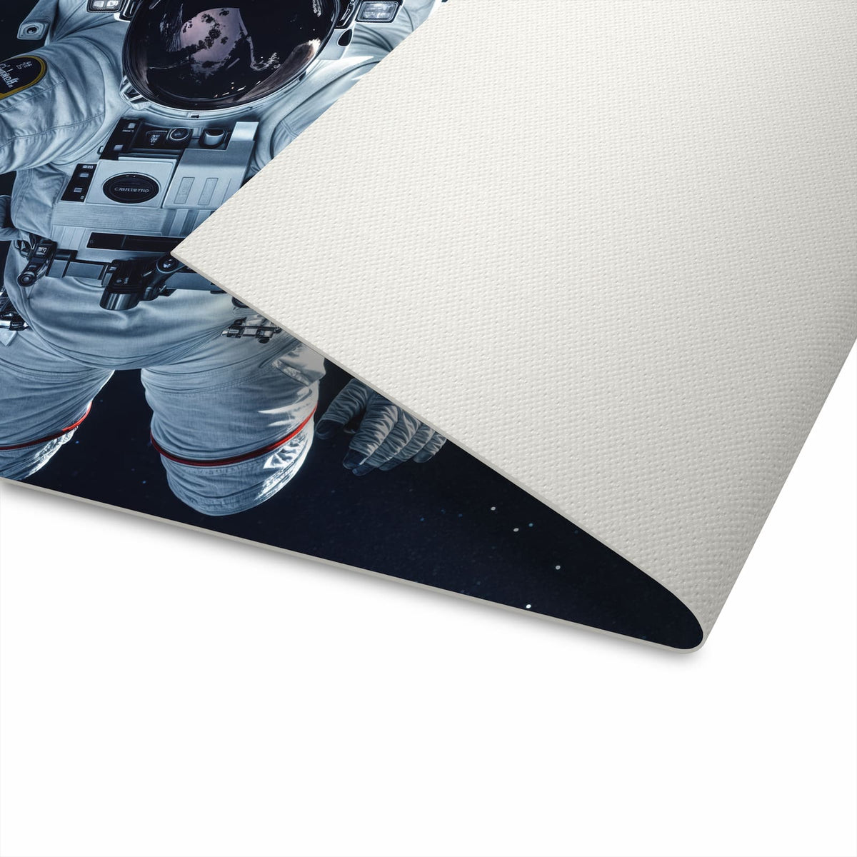 Komfortabler Bodenläufer-Teppich mit Motiv Astronaut im All in moderner Küche