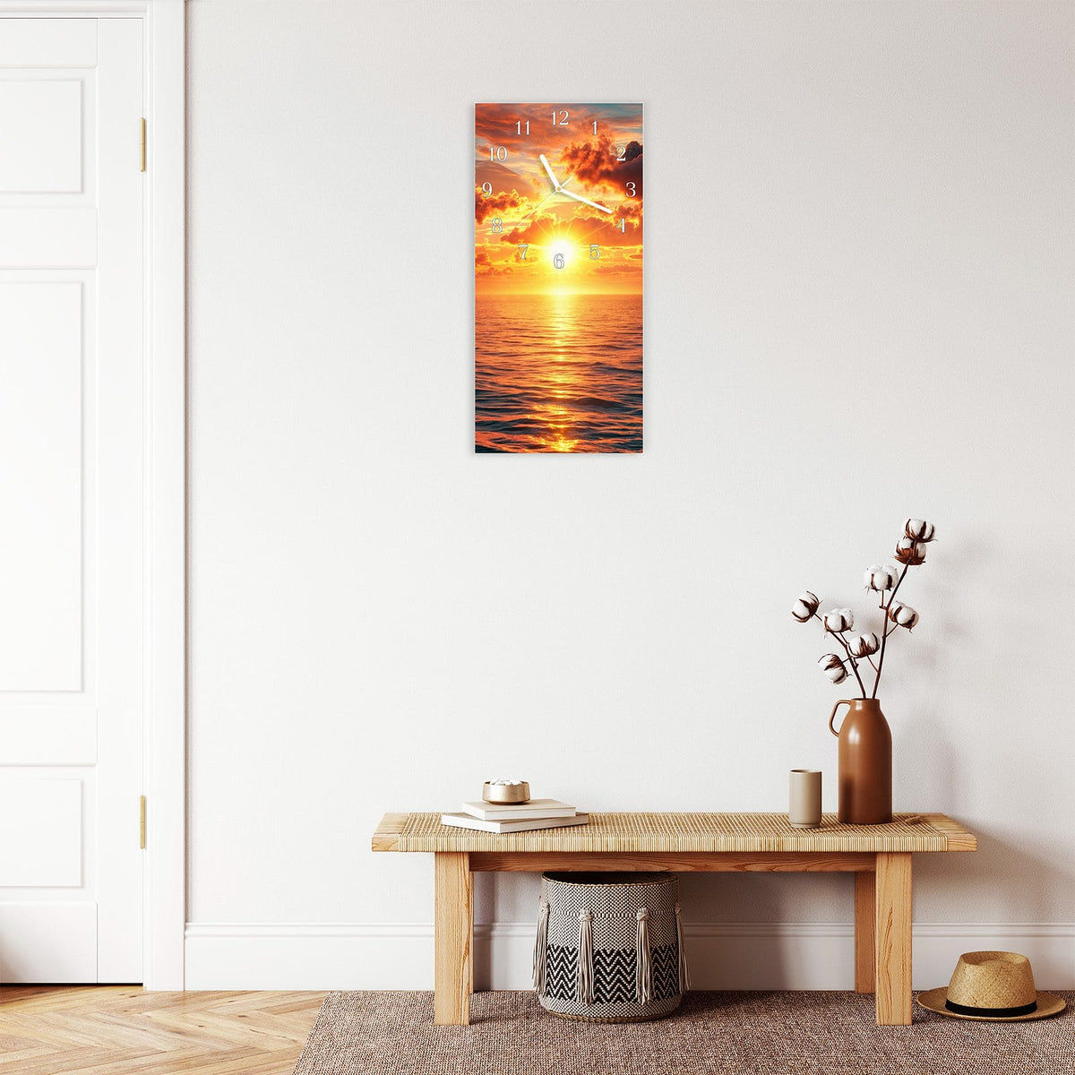 Moderne Wanduhr aus Glas mit Farbtiefe – Wanduhr Abendsonne Meer aus Glas – Hochformat 30 × 60 cm