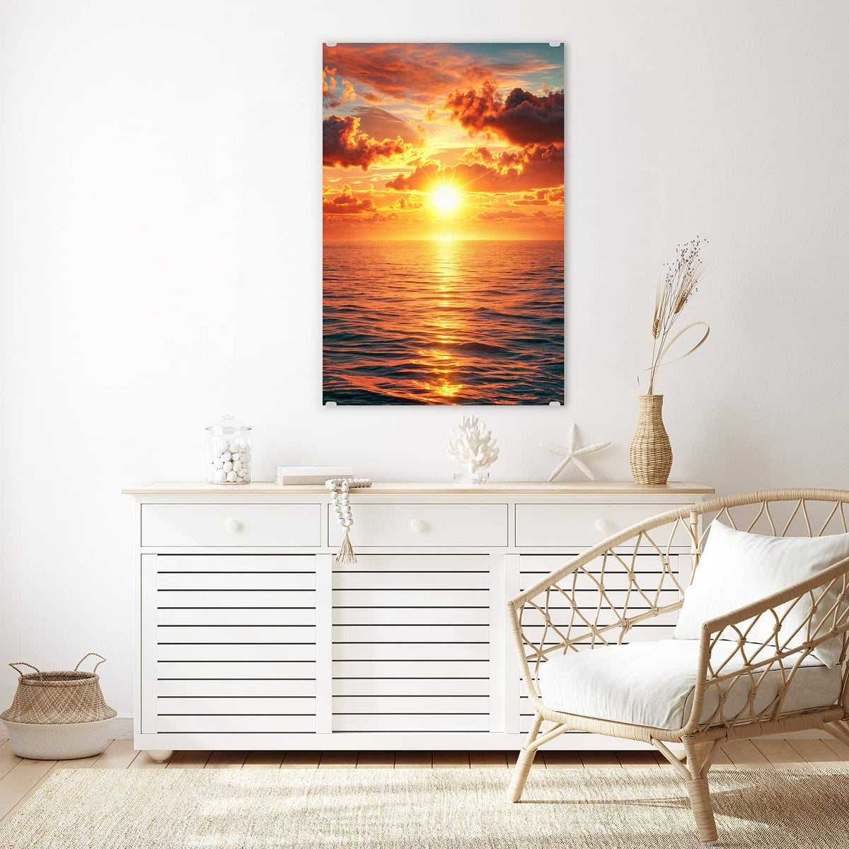 Glasbild Wolken im Abendrot an der Wand – tief stehende Sonne über dem Meer, davor dunkle, glutrot gefärbte Wolken