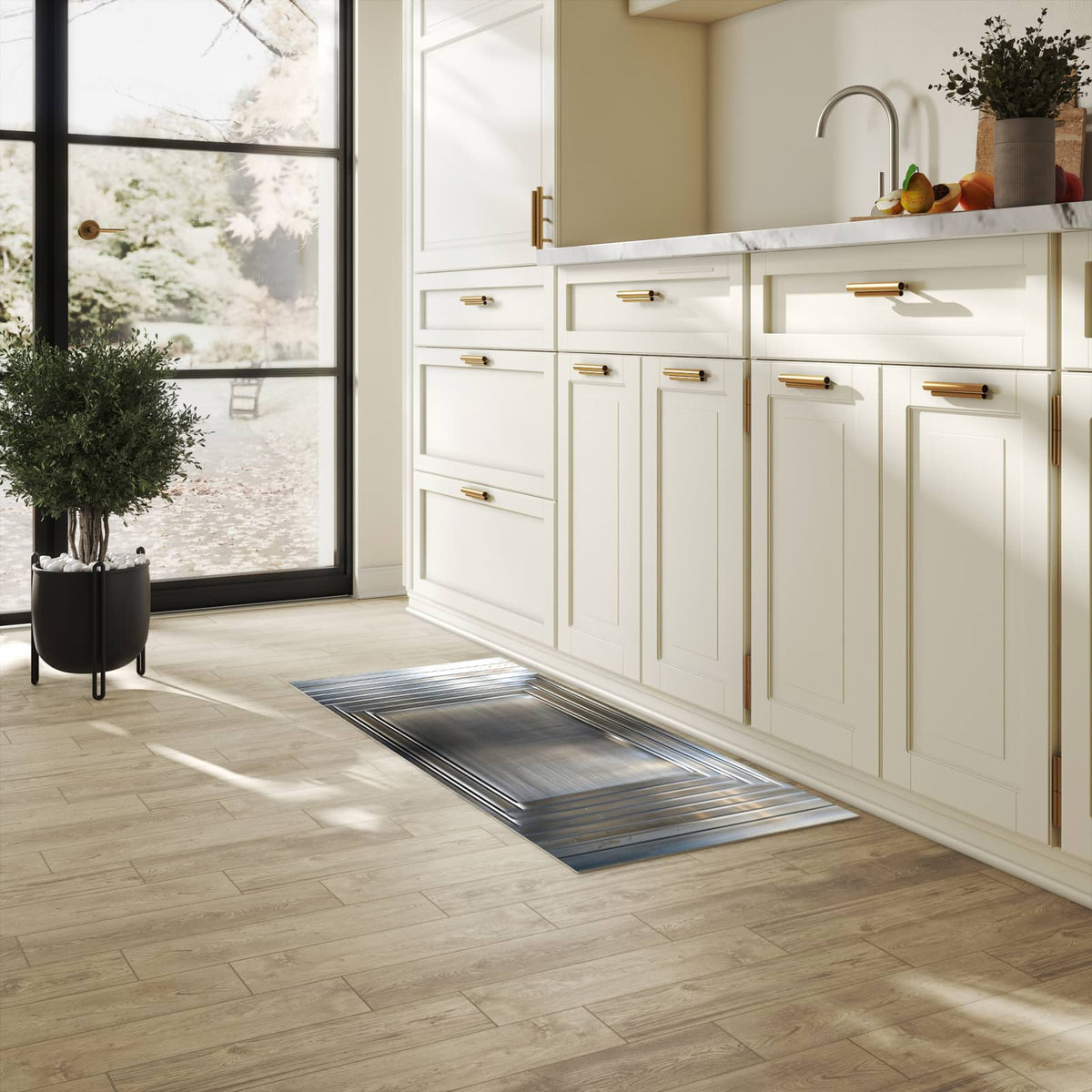 Waschbarer Küchenteppich mit Motiv Metallrahmen in heller Küche