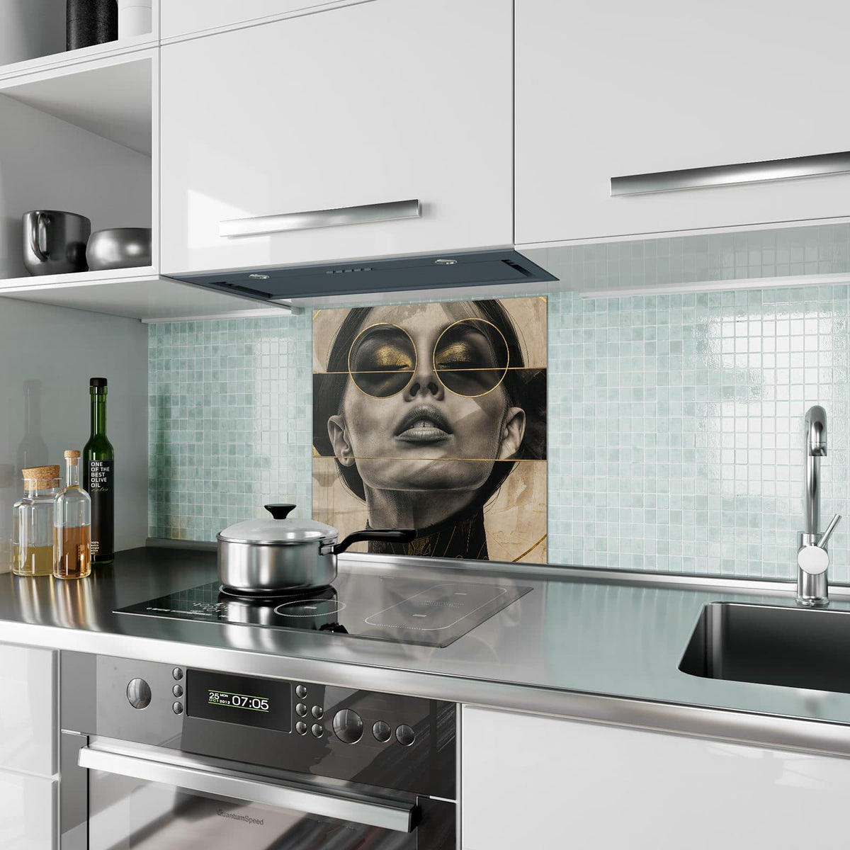 Küchenrückwand Porträt mit Goldbrille aus Glas – Stilisiertes Gesicht mit runden Gläsern