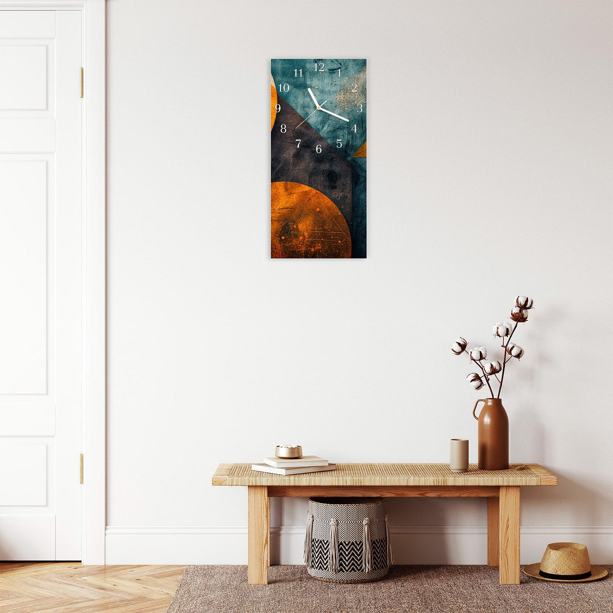 Moderne Wanduhr aus Glas mit Farbtiefe – Wanduhr Geometrische Kunst aus Glas – Hochformat 30 × 60 cm
