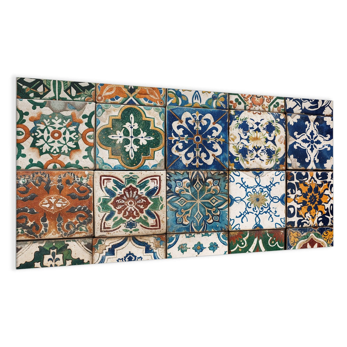 Patchwork aus 16 bunten Ornamentfliesen in Blau, Grün, Orange und Weinrot, portugiesisch-maurisch