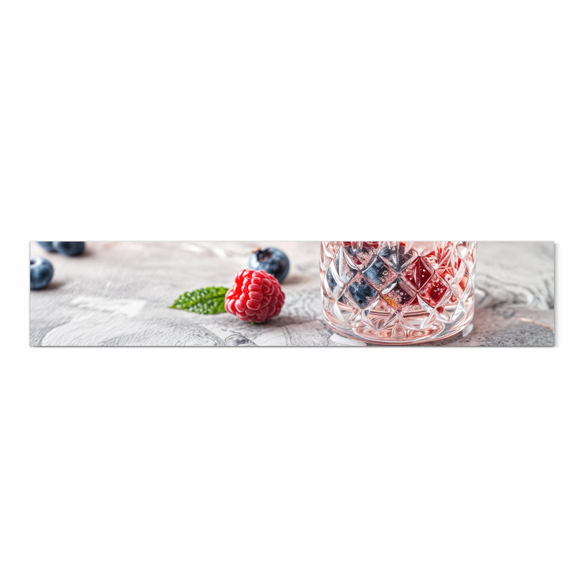 Waschbarer Küchenläufer mit Motiv Cocktail Beeren in Frontansicht