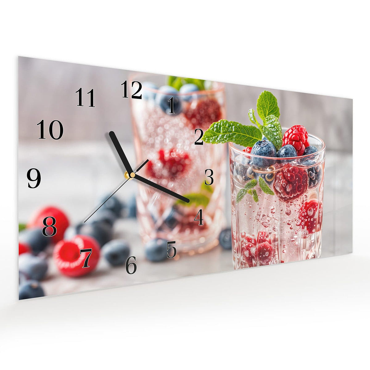 Vormontiert – mit Schwebeeffekt – Wanduhr Cocktail Beeren aus Glas – Querformat 60 × 30 cm