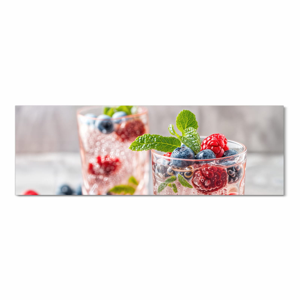Küchenteppich mit Motiv Cocktail Beeren in Frontansicht für angenehme Haptik