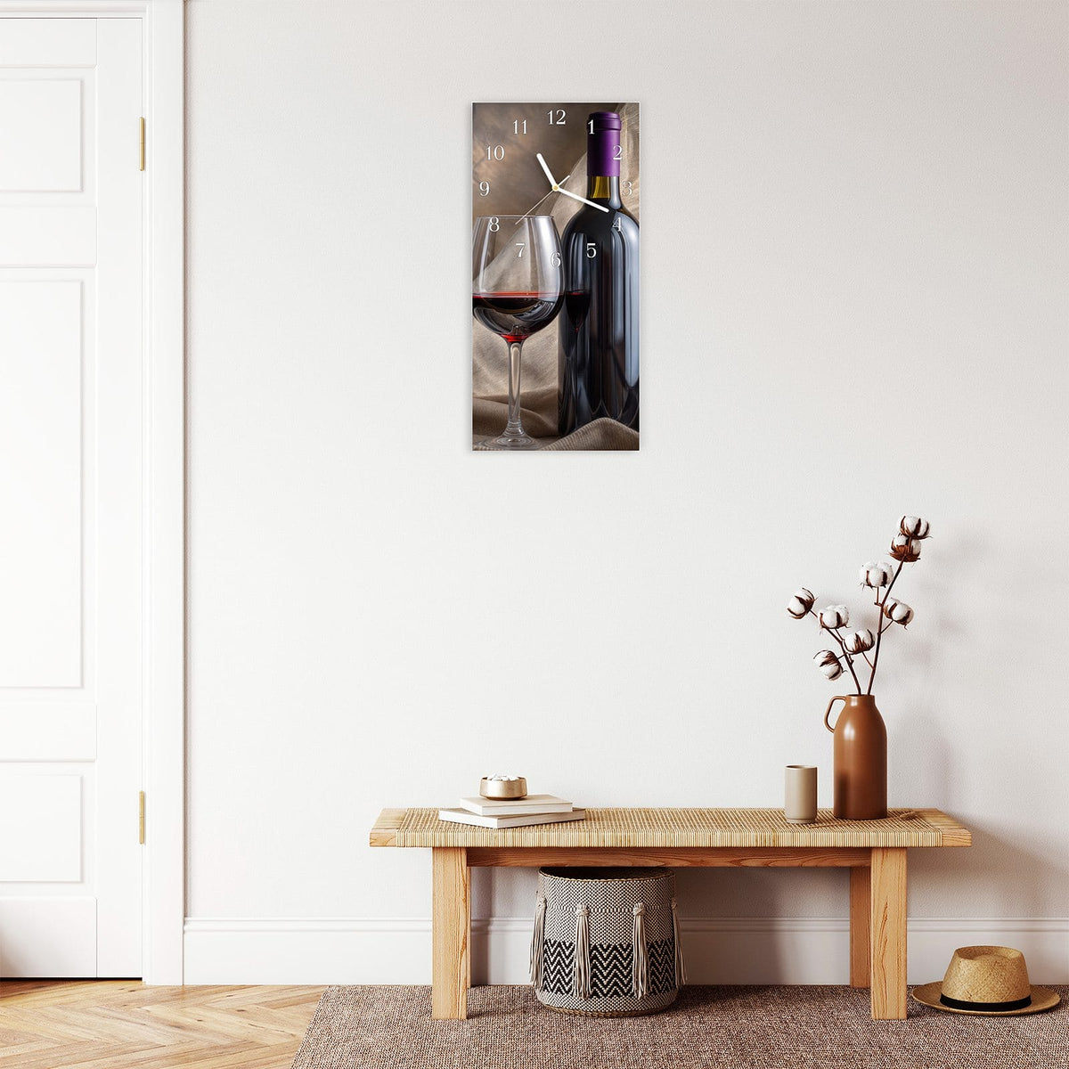 Moderne Wanduhr aus Glas mit Farbtiefe – Wanduhr Wein mit Glas aus Glas – Hochformat 30 × 60 cm