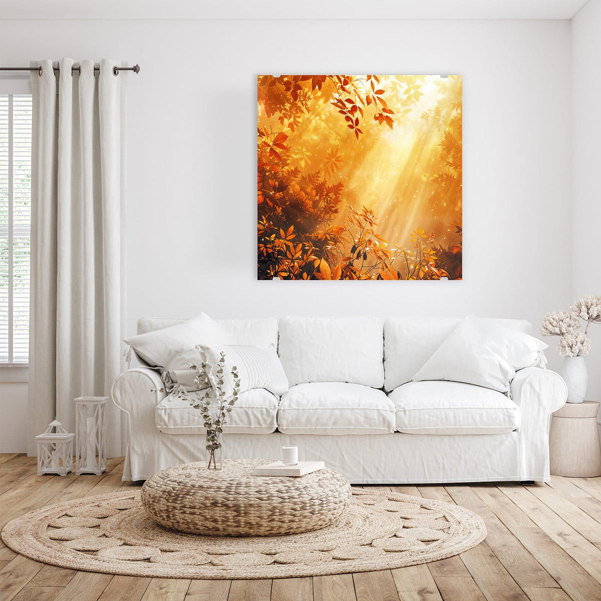 Glasbild Herbstwald im Gegenlicht an der Wand – Sonnenstrahlen fallen durch kupferrotes und goldenes Laub, Lichtpunkte in der Luft