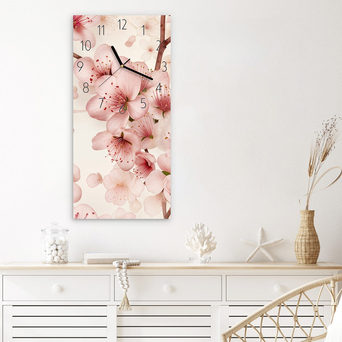 Wanduhr Kirschblüten aus Glas – Zarte Kirschblüten auf Cremegrund