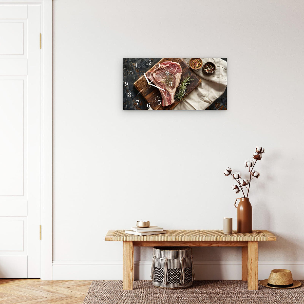 Moderne Wanduhr aus Glas mit Farbtiefe – Wanduhr Steakauf Holzbrett aus Glas – Querformat 60 × 30 cm