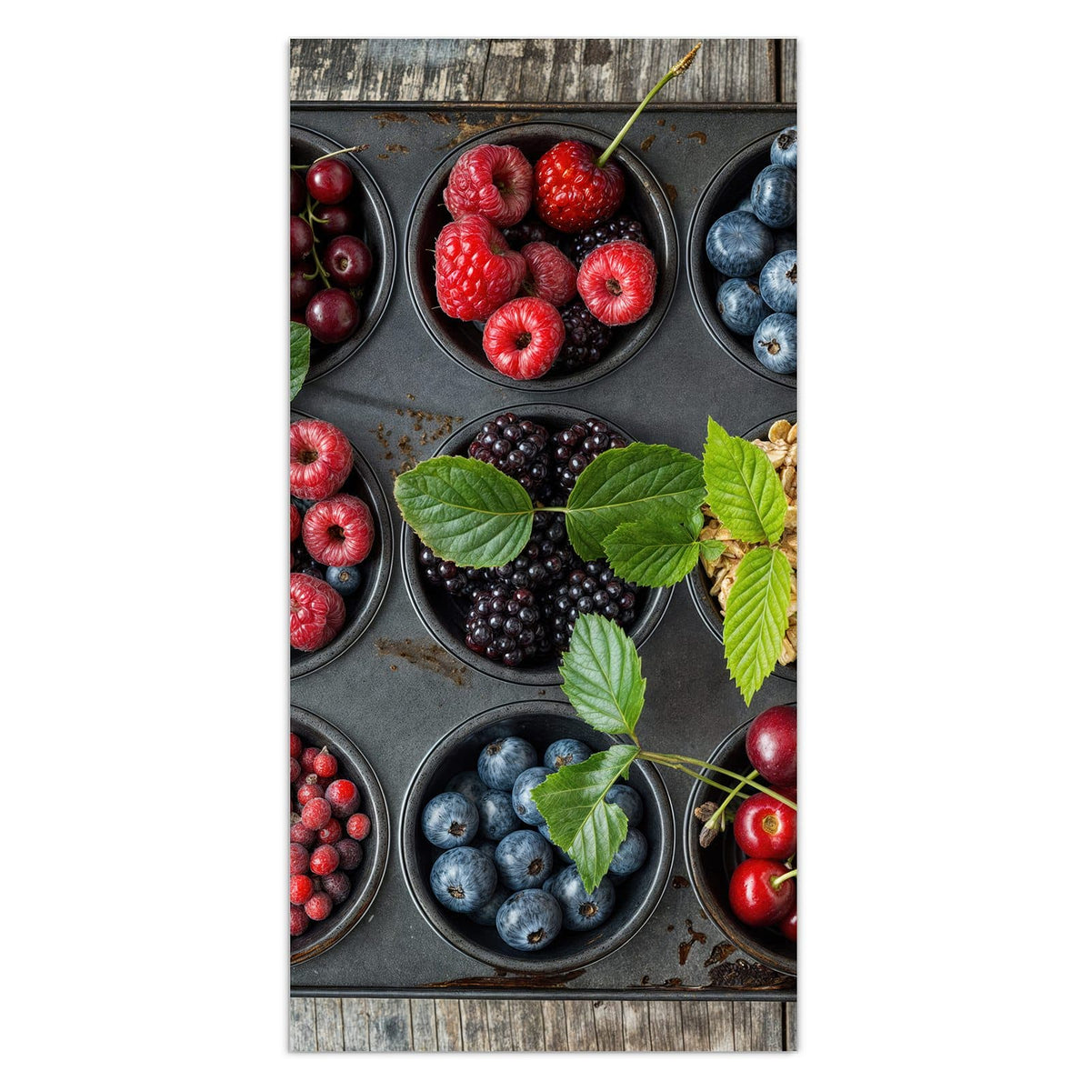 11 Größen – von 30 × 60 bis 60 × 150 cm – Wandbild - Beeren in Muffinform - Hochformat
