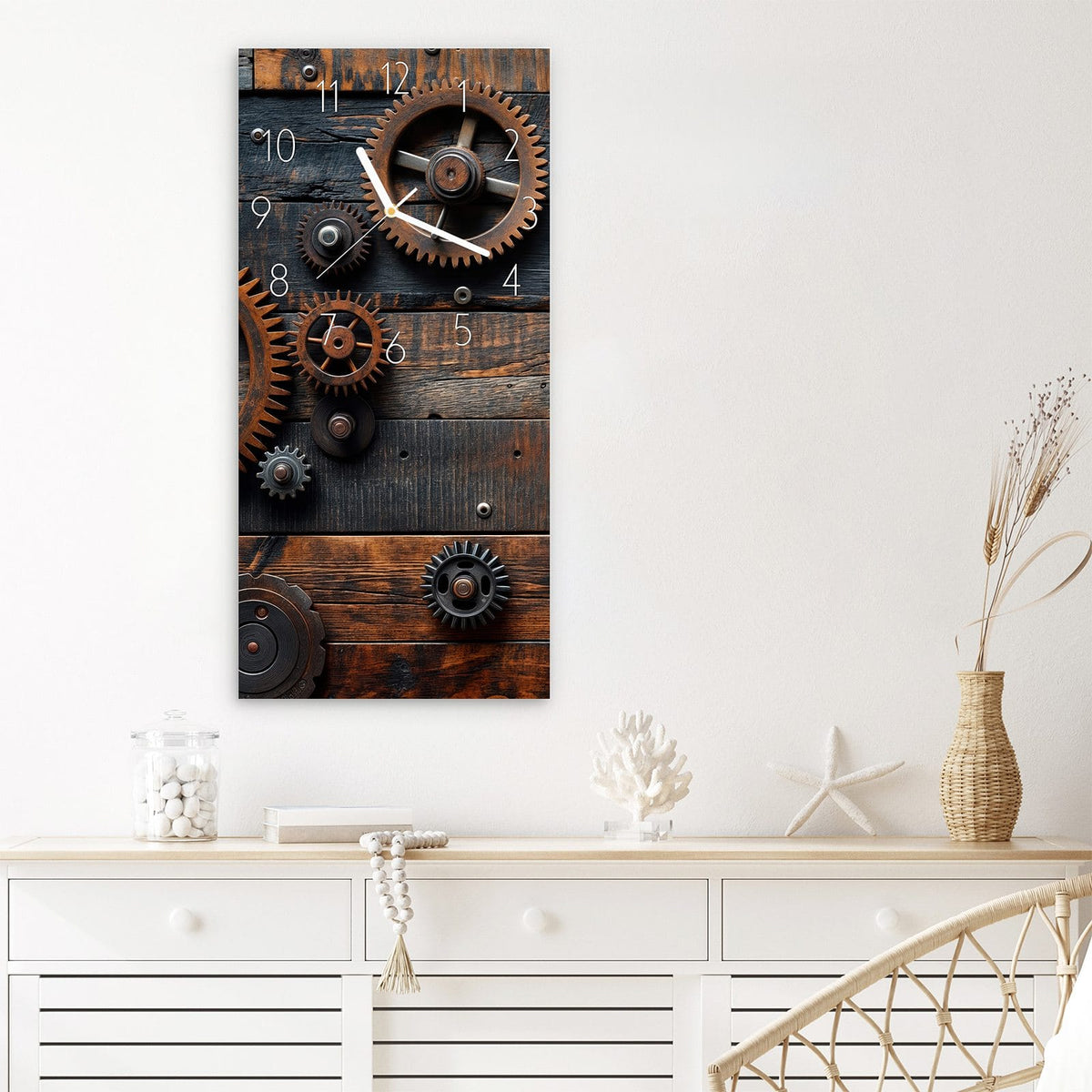 Wanduhr Holz und Zahnräder aus Glas – Zahnräder auf rustikalem Holz
