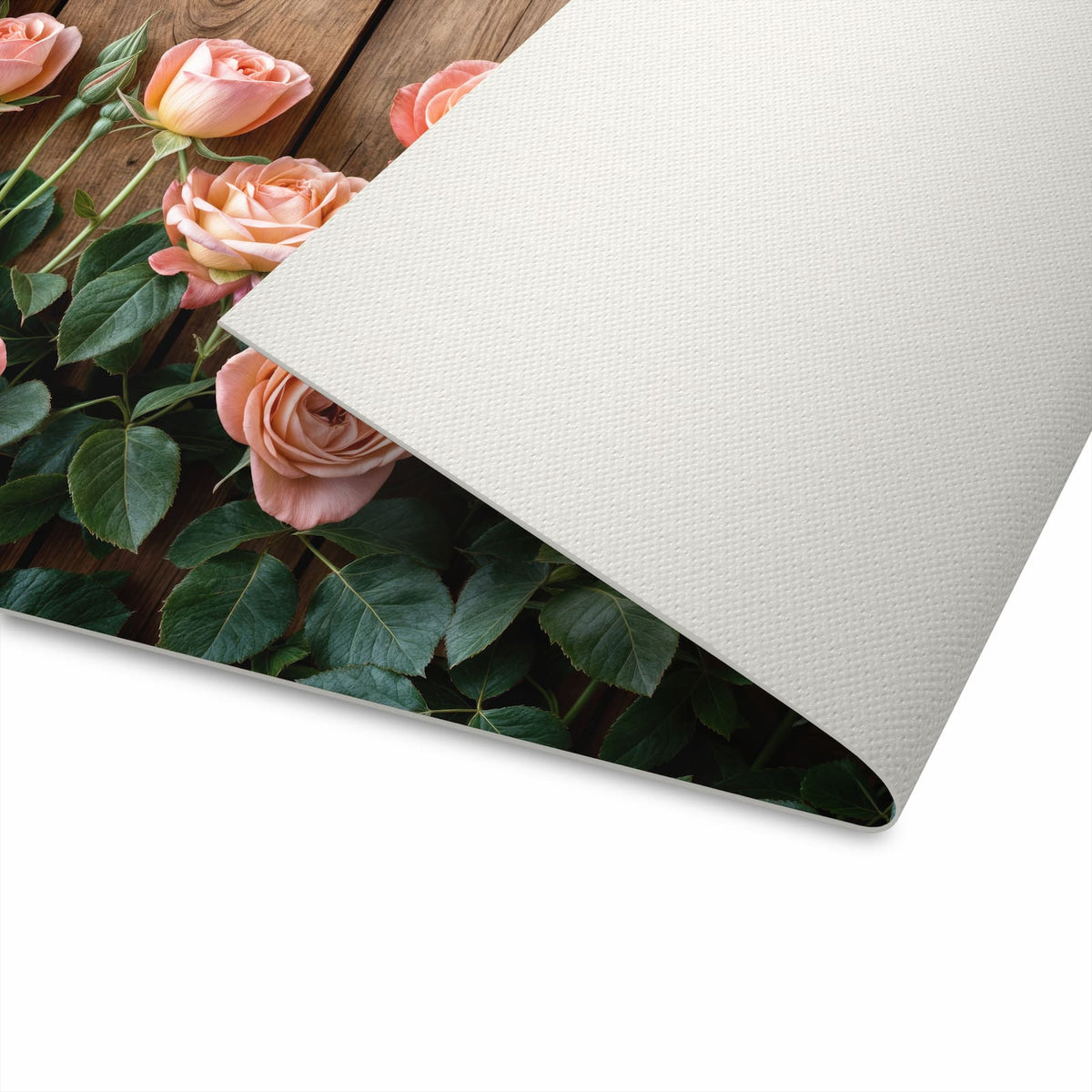 Hygienischer Küchenteppich mit Motiv Rosen Holzhintergrund in moderner Küche