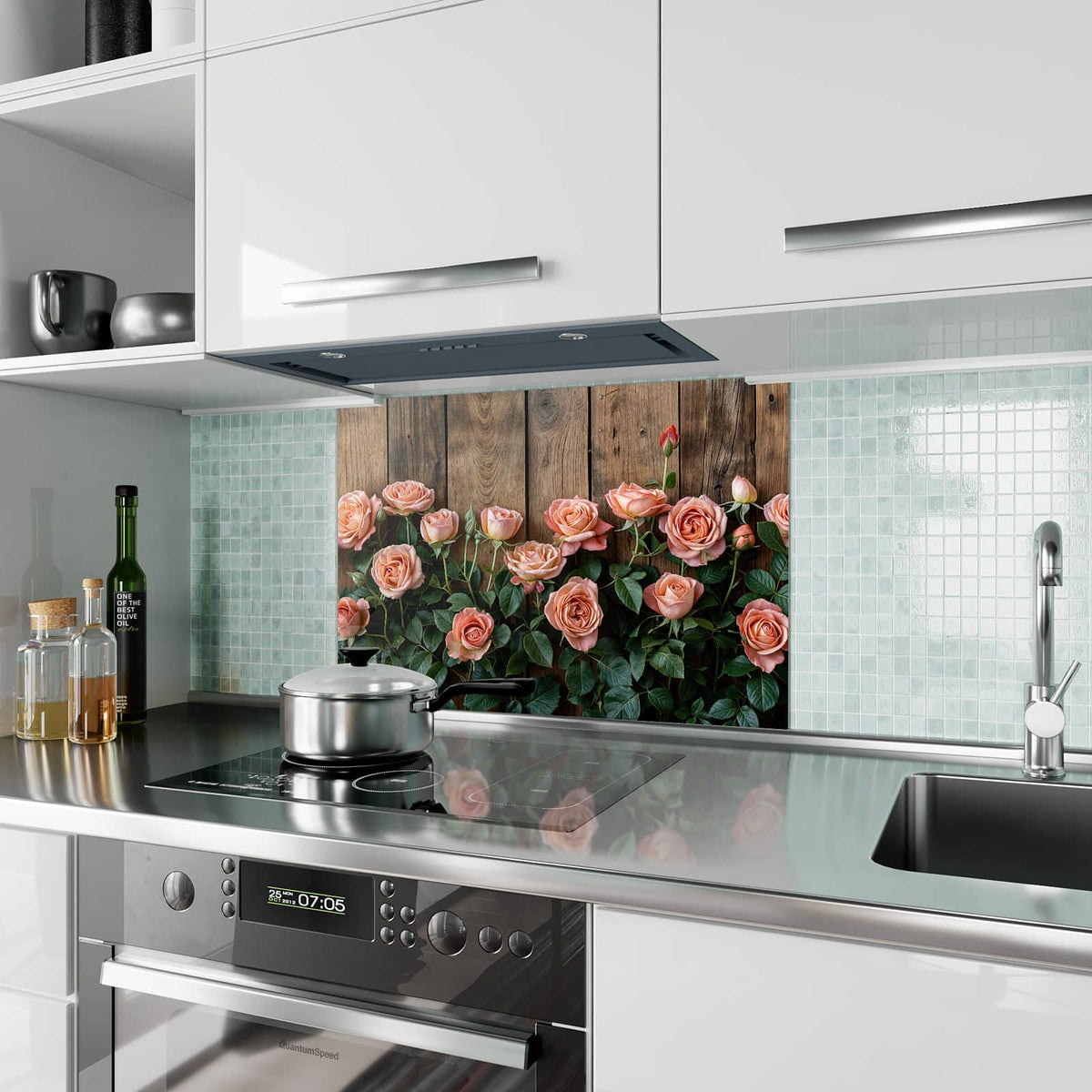 Küchenrückwand aus Glas Rosen vor Holzwand im Hochformat als Spritzschutz hinter dem Kochfeld, über dem Fliesenspiegel montiert