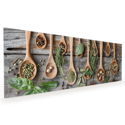 Küchenrückwand mit dem Motiv Kräuter in Holzlöffeln