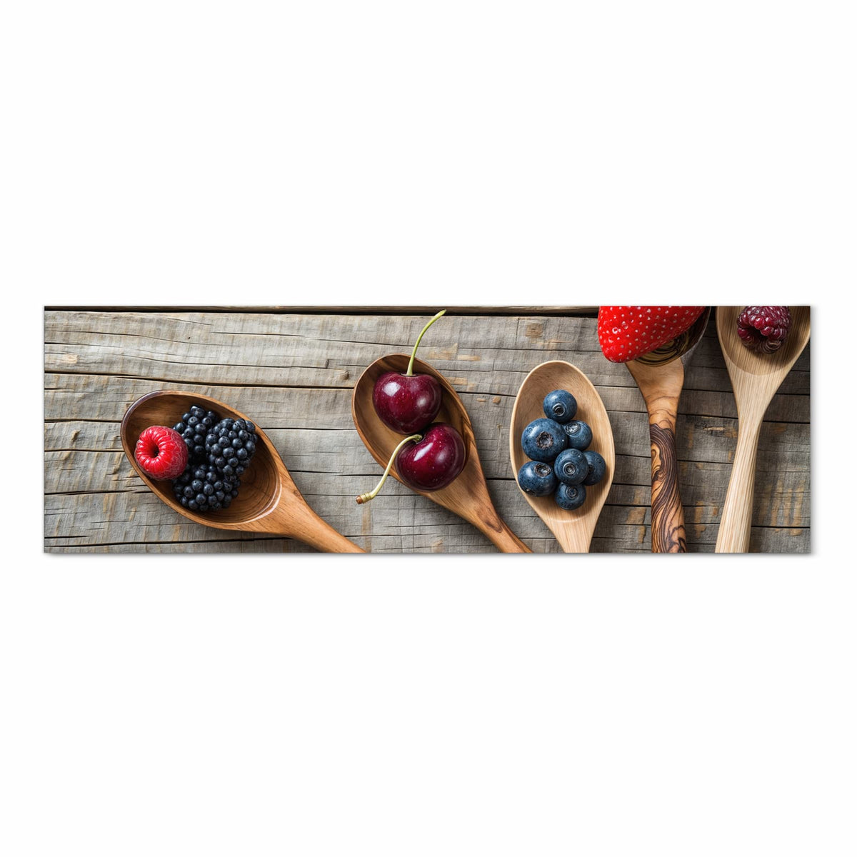 Rutschhemmender waschbarer Küchenläufer mit Motiv Holzlöffel mit Beeren in Frontansicht