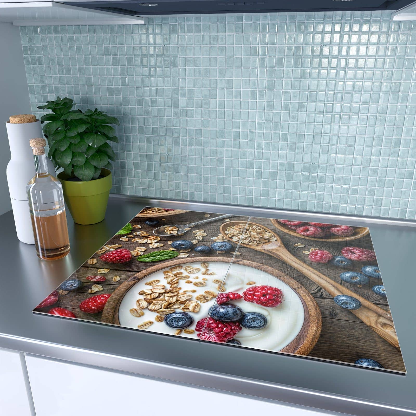 2-teilige Herdabdeckplatte mit Beeriges Müsli-Motiv auf dem Ceranfeld