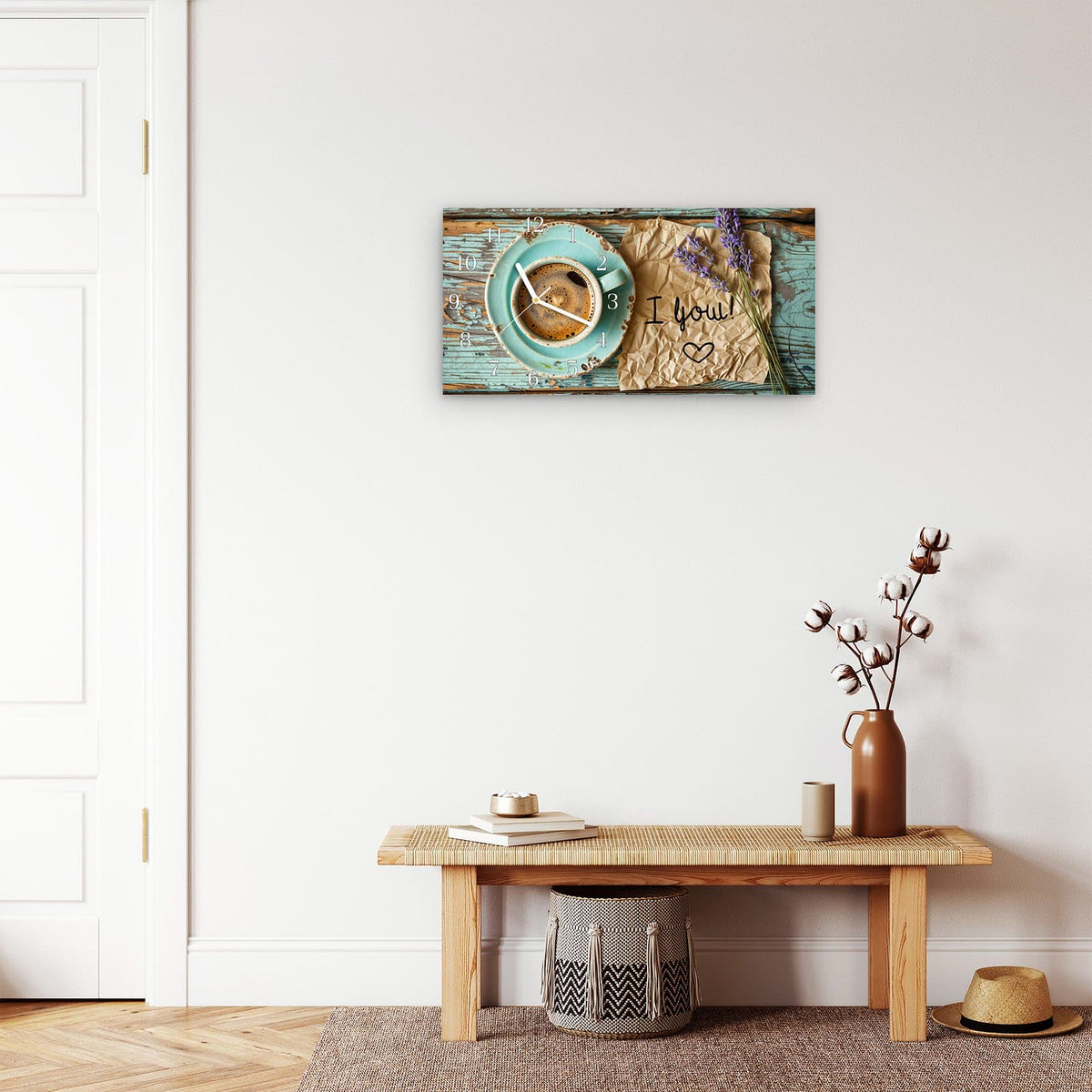 Moderne Wanduhr aus Glas mit Farbtiefe – Wanduhr Tasse und Lavendel aus Glas – Querformat 60 × 30 cm