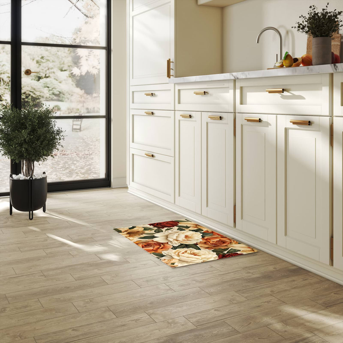 Waschbarer rutschfester Küchenteppich mit Motiv Sanfte Blumenpracht in heller Küche