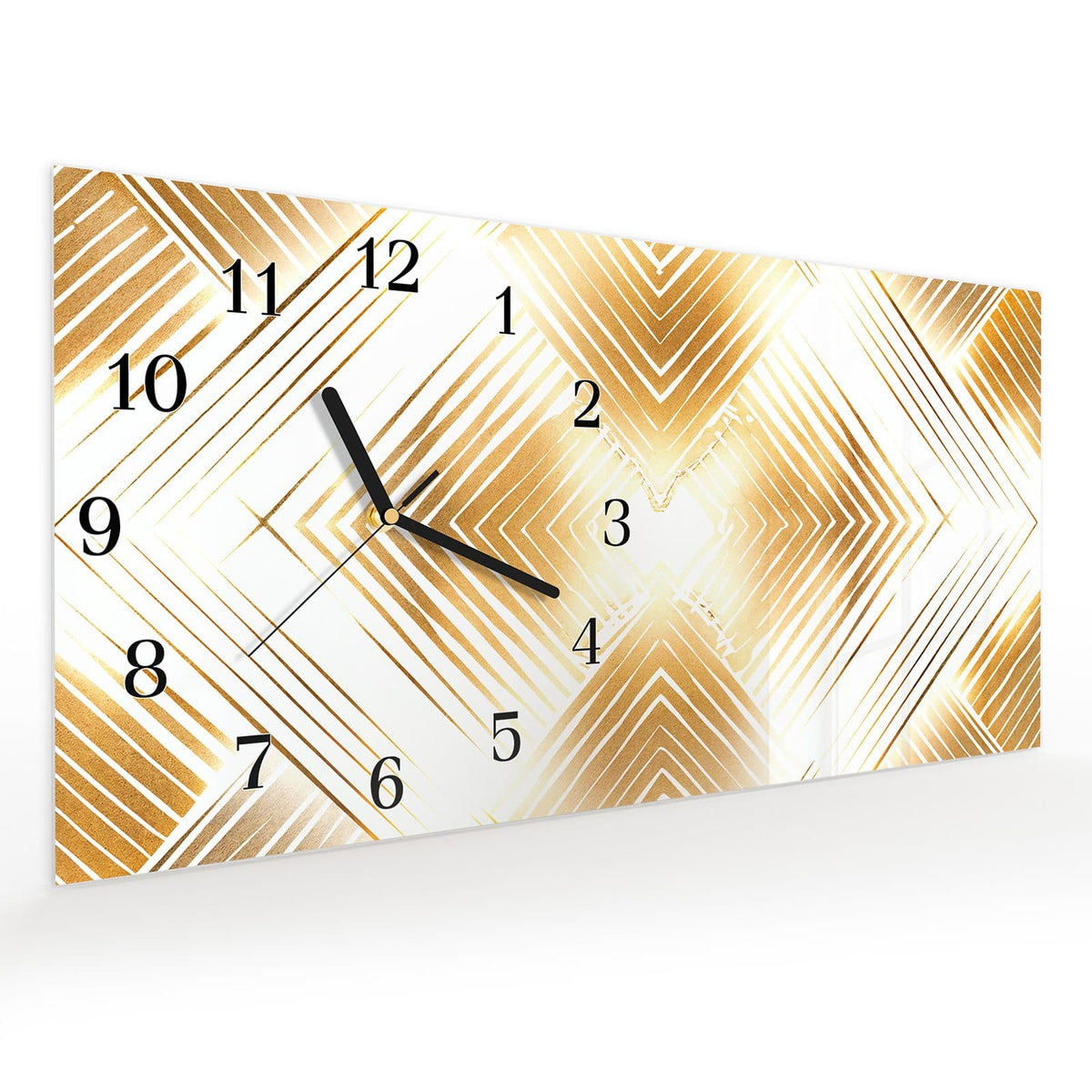 Vormontiert – mit Schwebeeffekt – Wanduhr Goldenes Dreiecksmuster aus Glas – Querformat 60 × 30 cm