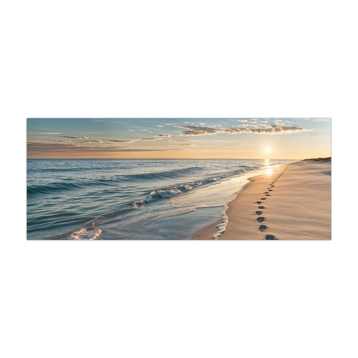 Küchenrückwand aus Glas Spuren im Sand im Hochformat, Motiv bildfüllend von vorn