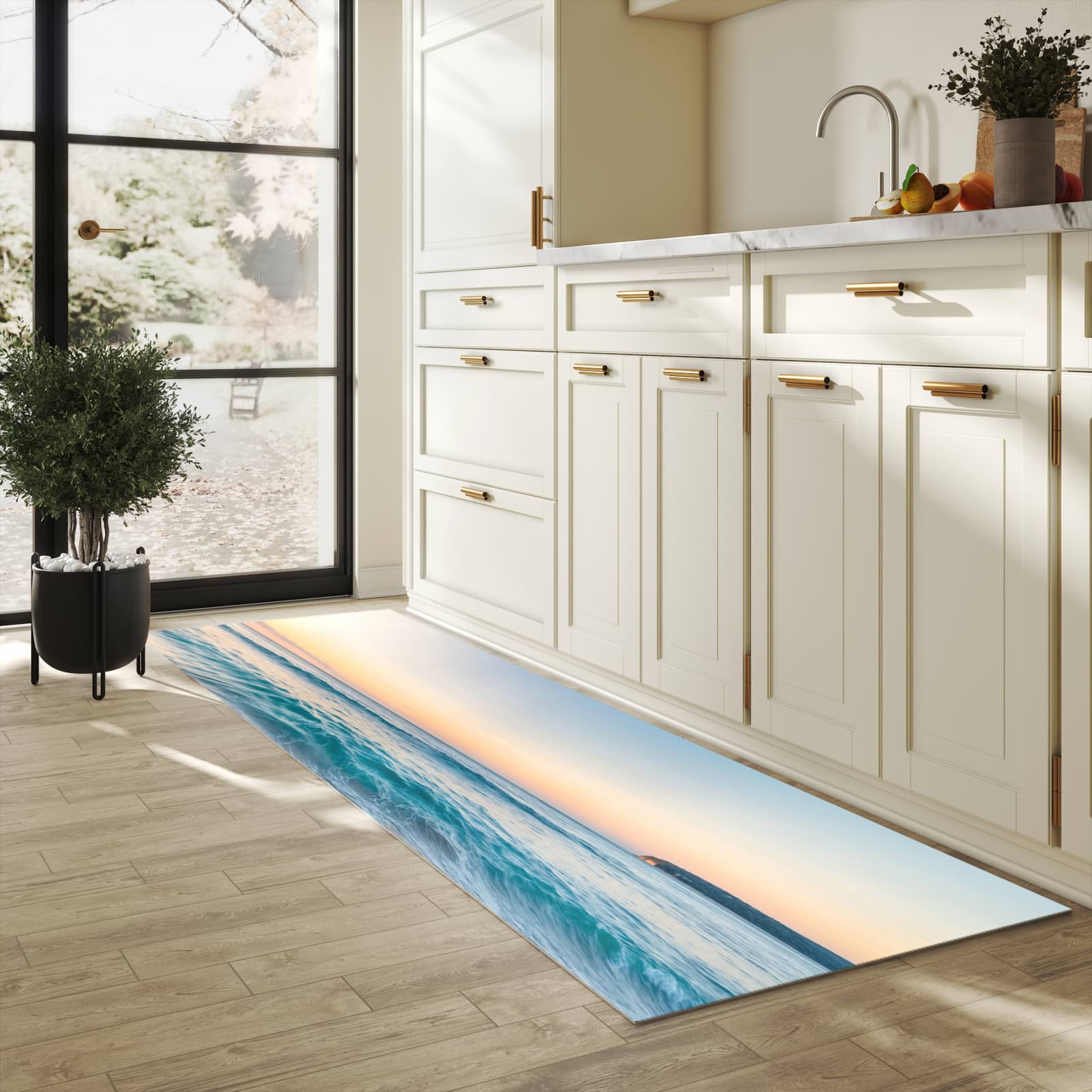 Dünner waschbarer Küchenteppich mit Motiv Strandhorizont für angenehme Haptik in heller Küche