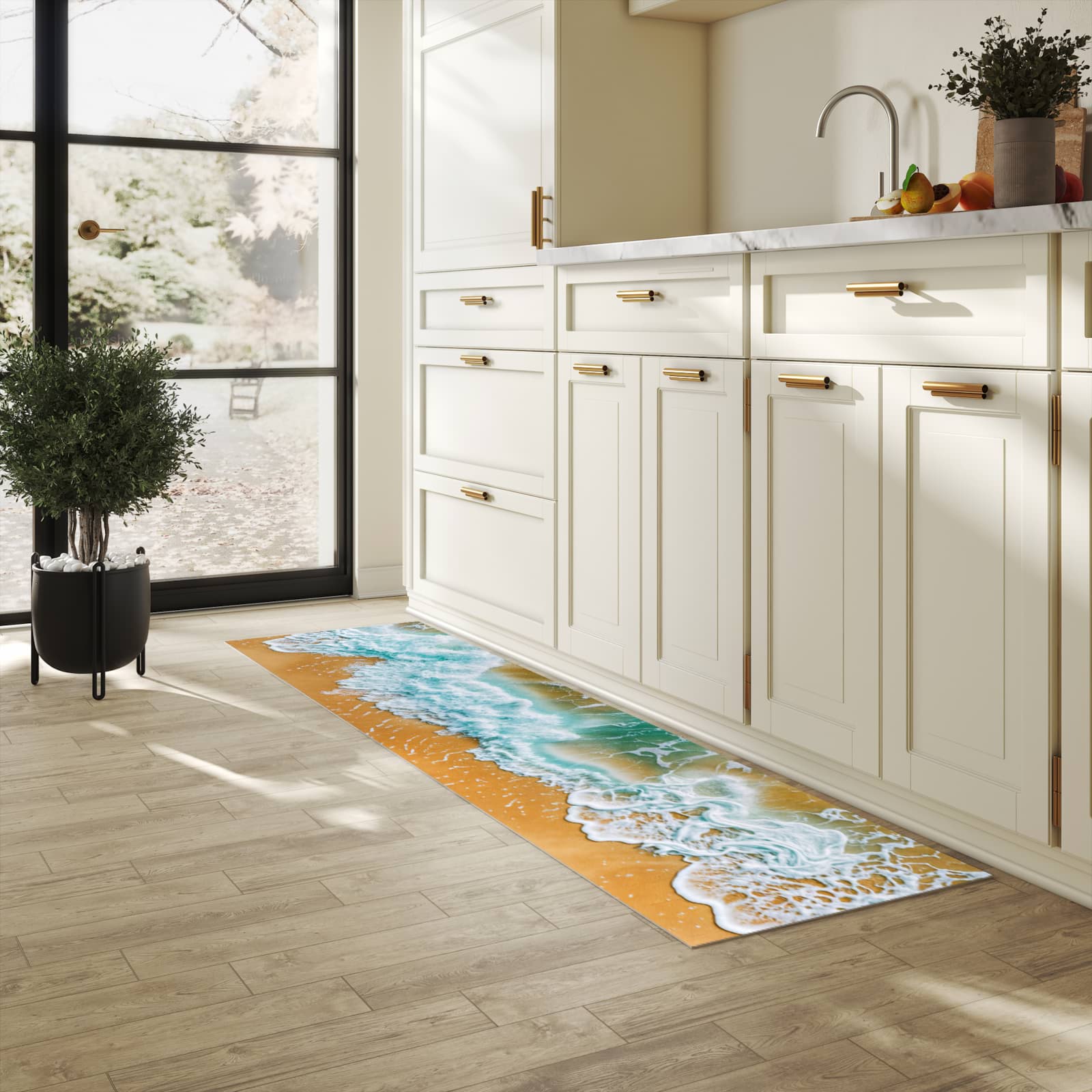 Pflegeleichter dünner Teppich mit Motiv Meeresbrandung in heller Küche