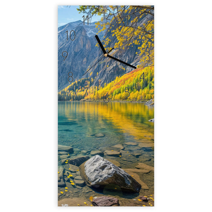 Wanduhr Bergsee im Herbst aus Glas – Hochformat 30 × 60 cm mit Ziffernblatt Elegant